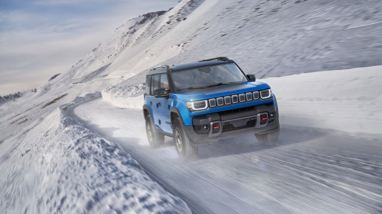 Jeep выводит на рынок электрический внедорожник Recon с классическим духом бездорожья