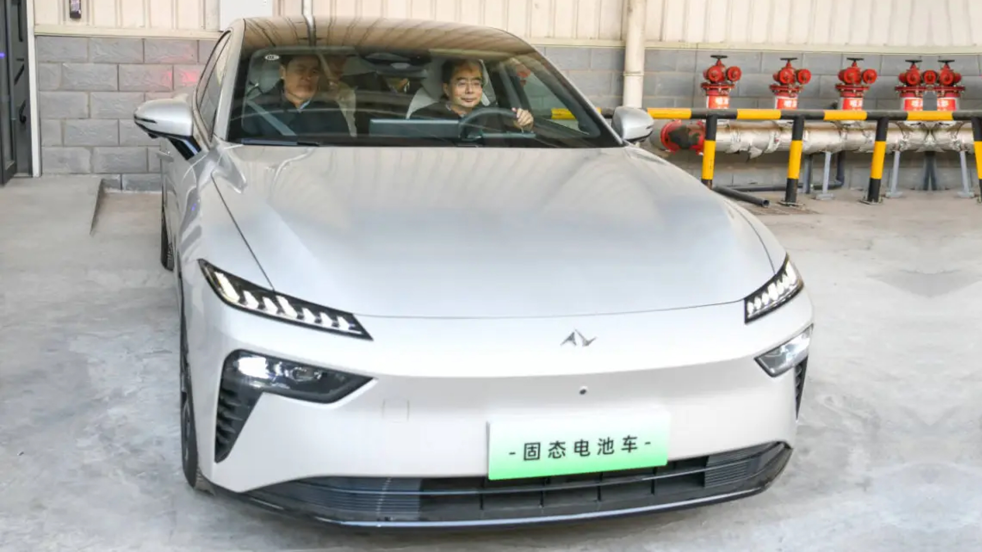 Dongfeng перенес запуск серийных твердотельных батарей на 2027 год