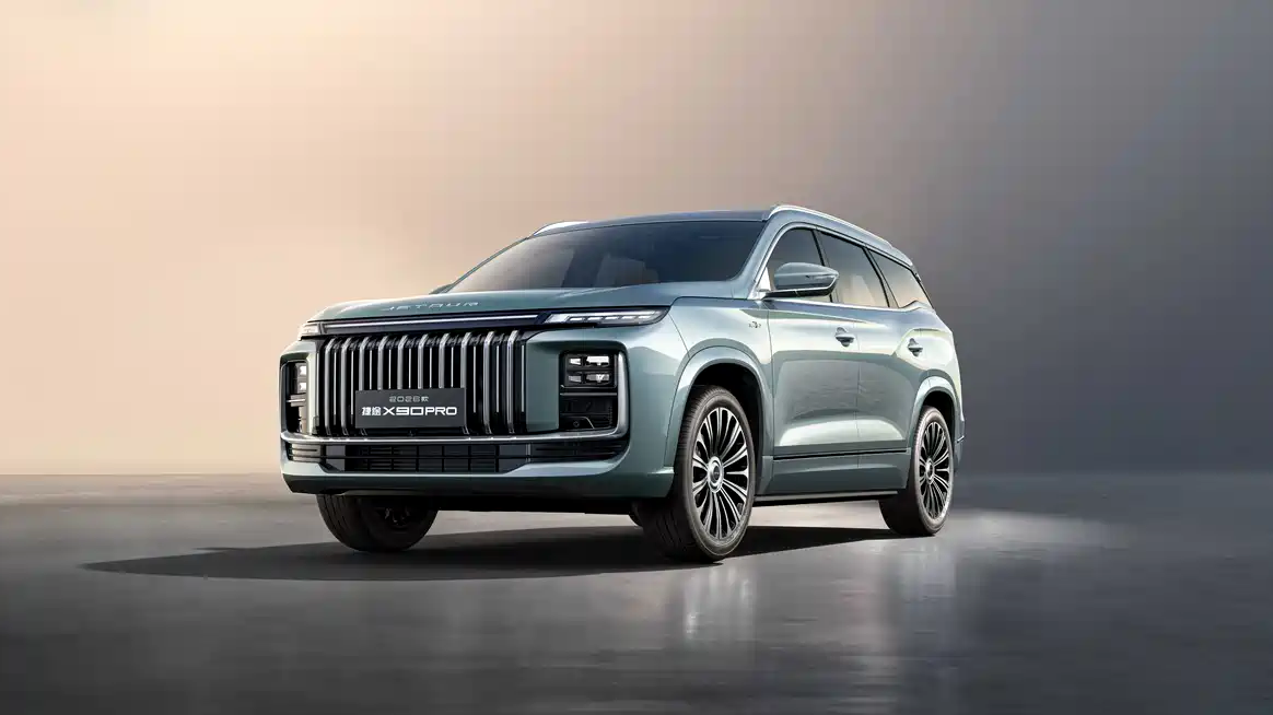 Chery представила среднеразмерный внедорожник Jetour X90 Pro 2026 с 251 л.с.