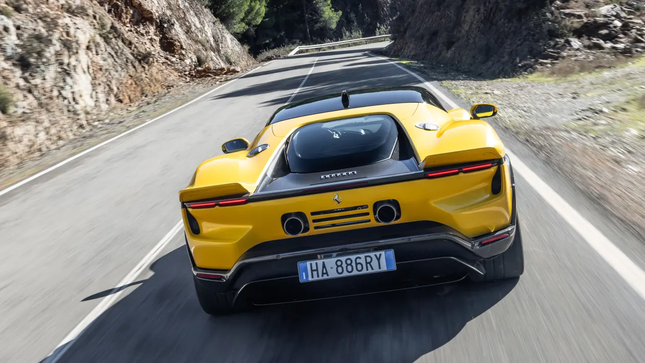 Ferrari представила новый 849 Testarossa