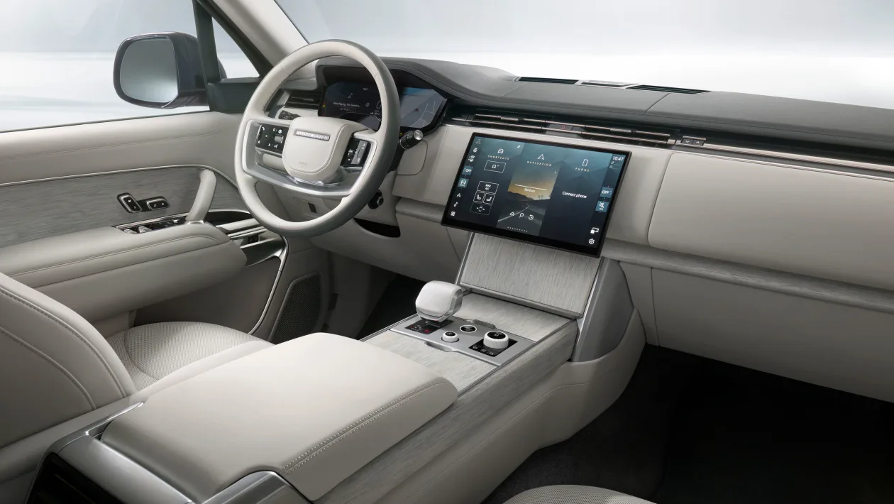 Range Rover представил SV Ultra — самый роскошный внедорожник марки