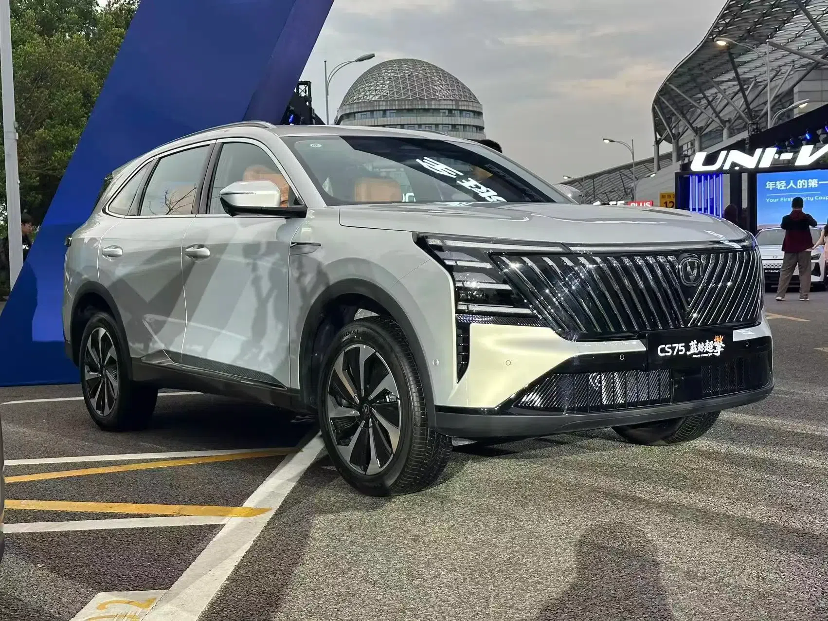 Changan представила гибридный двигатель BlueCore с эффективностью 44,28% и впрыском 500 бар