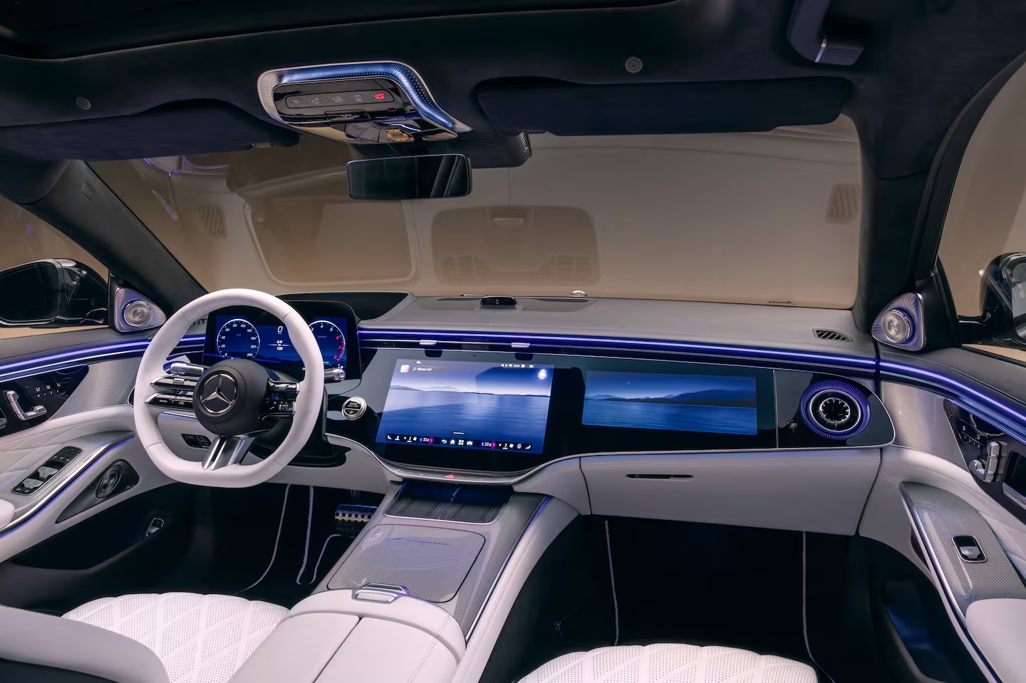 Mercedes-Benz обновил S-Class 2027 года с акцентом на технологии и комфорт