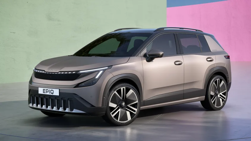 Skoda раскрыла детали интерьера нового электрокроссовера Epiq
