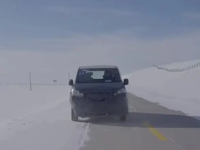 В Китае замечен прототип нового Nissan NV200 с гибридной установкой