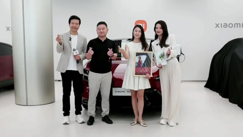 Lei Jun передал первые шесть Xiaomi YU7 GT клиентам в Китае