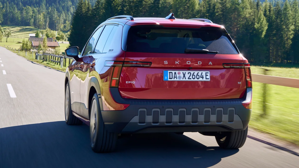 Новый Skoda Epiq получил запас хода до 438 км и большой багажник