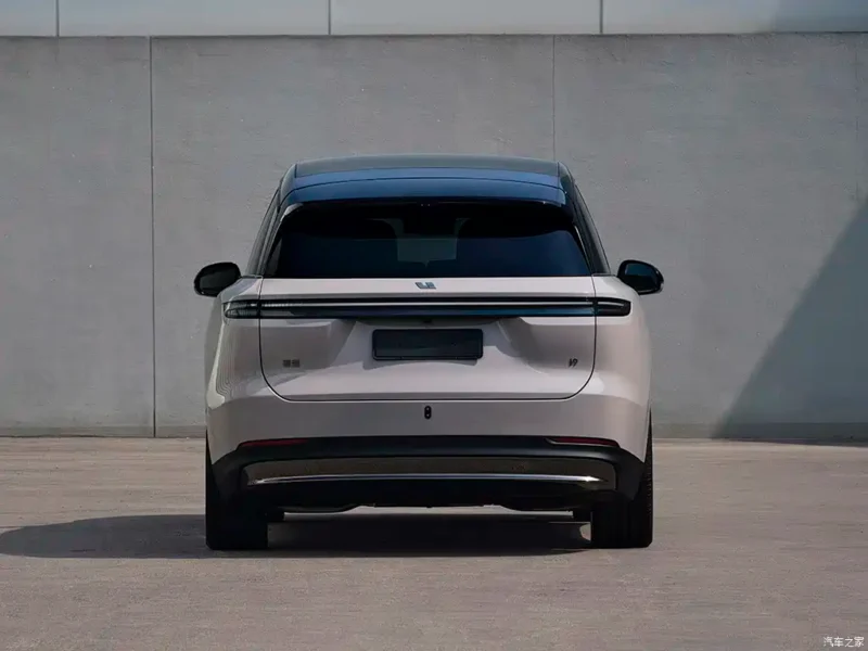 Li Auto представит новый флагманский электрокроссовер i9 16 сентября