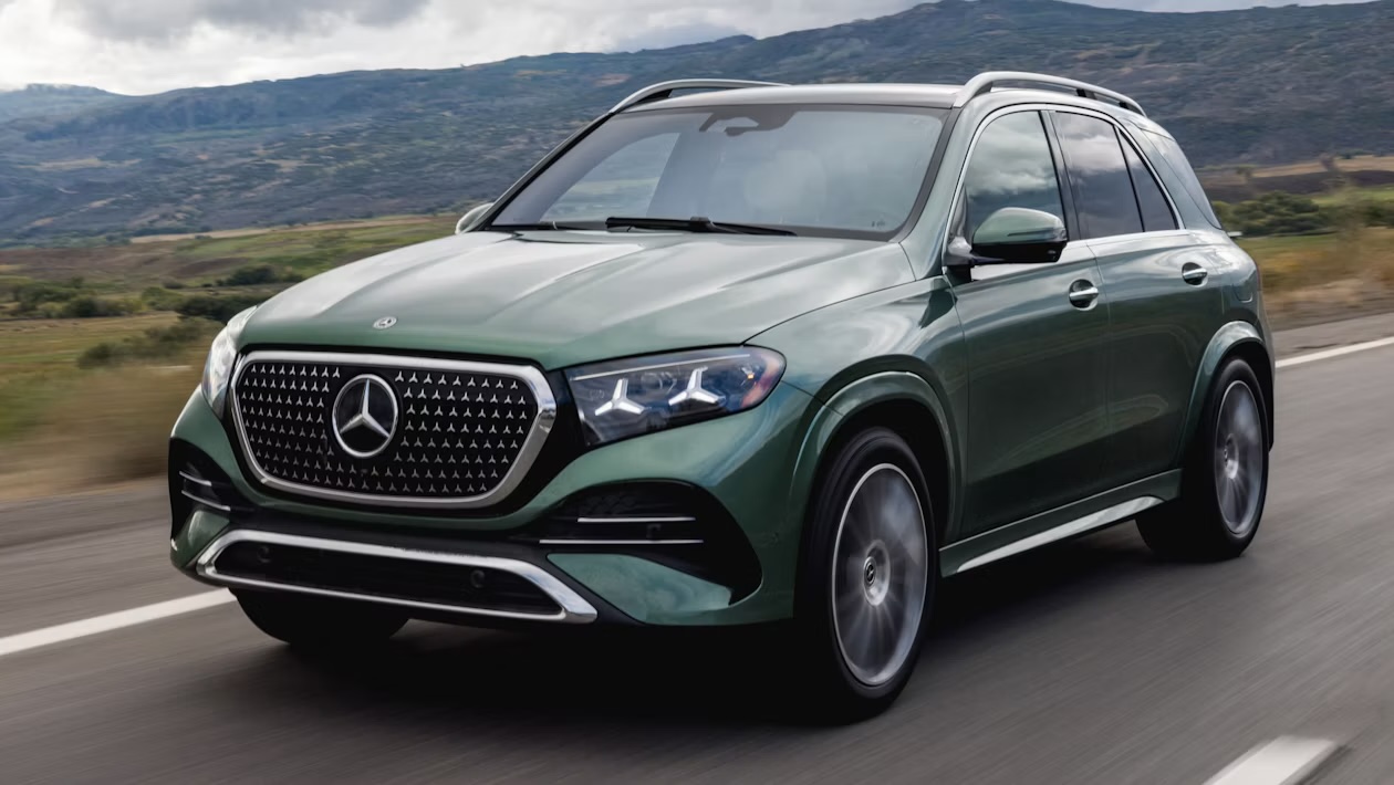 Обновленный Mercedes-Benz GLE получил новые двигатели и интеллектуальную подвеску