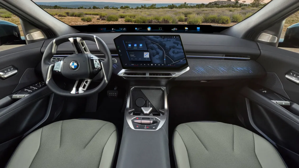 BMW представила электрический кроссовер iX4 с запасом хода до 827 км
