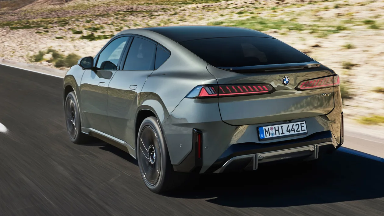 BMW представила электрический кроссовер iX4 с запасом хода до 827 км