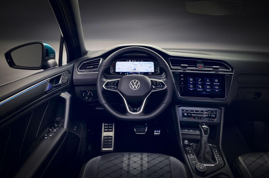 Обновленный Volkswagen Tiguan получил в России четыре комплектации