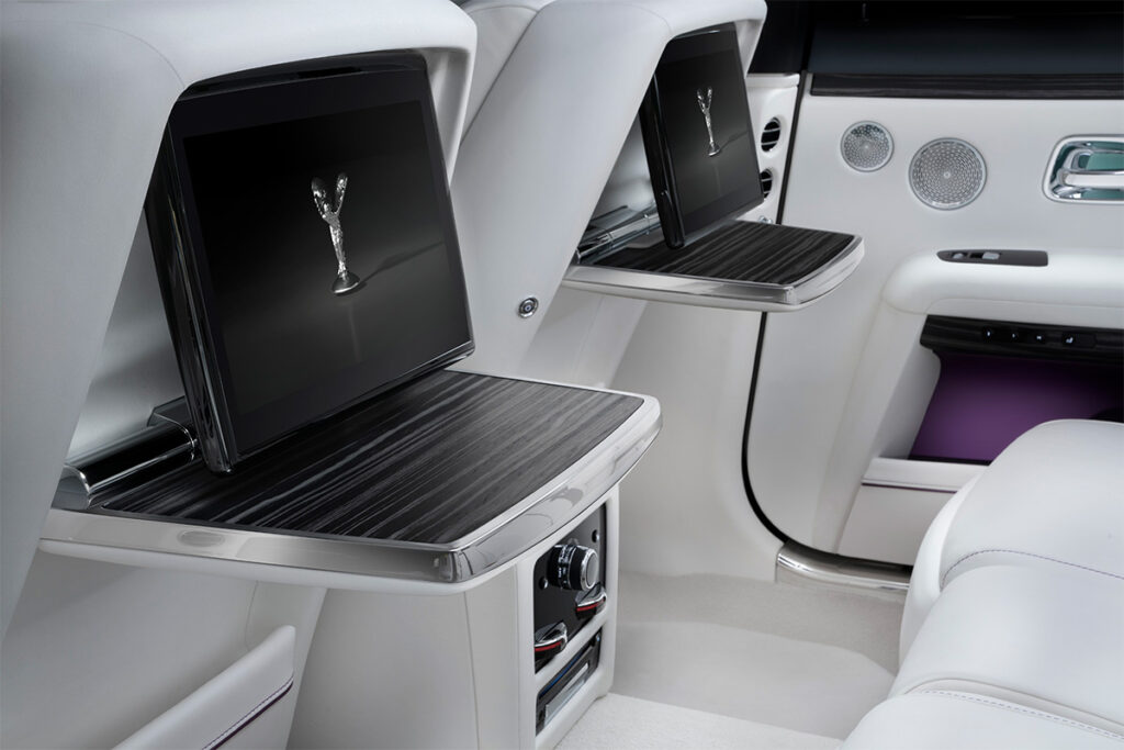 Официально представлен новый седан Rolls-Royce Ghost