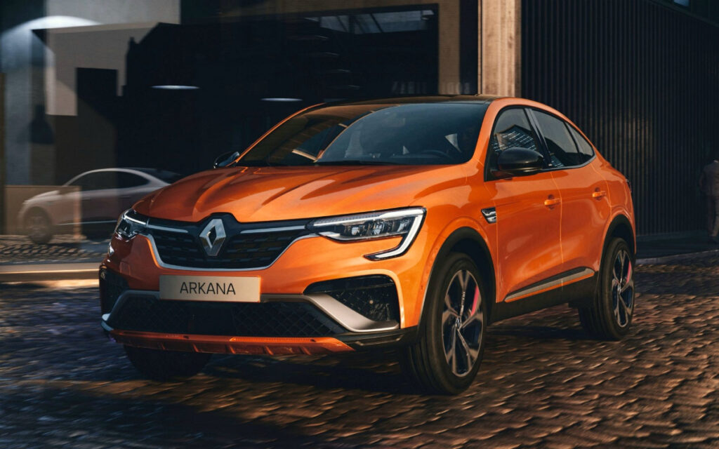 Renault представила купе-кроссовер Arkana для Европы