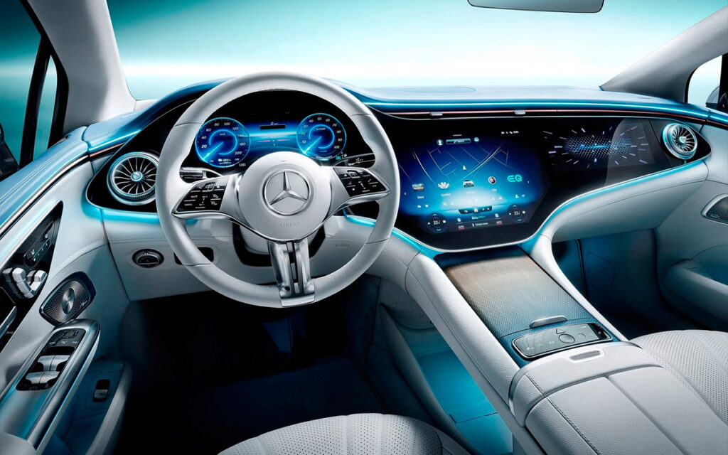 Представлен новый электрический седан Mercedes-Benz EQE 2022 года