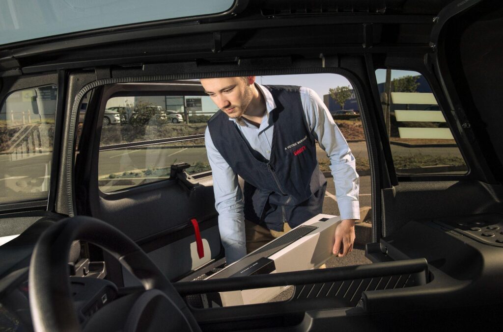 Citroen презентовала новый компактный грузовой фургон My Ami Cargo
