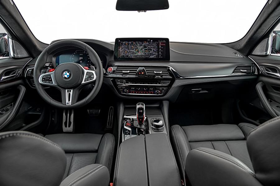 BMW презентовала новые BMW M5 и M5 Competition