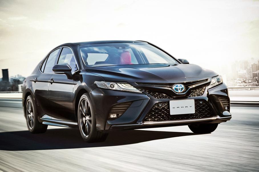 Toyota обновила Camry и показала особую версию в честь 40-летия