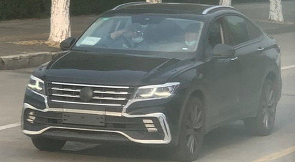 Volkswagen тестирует купеобразный Tiguan в кузове Changan CS85