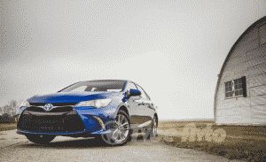 Новая гибридная версия Toyota Camry