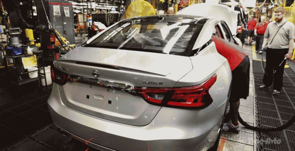Стартовало серийное производство нового седана Maxima