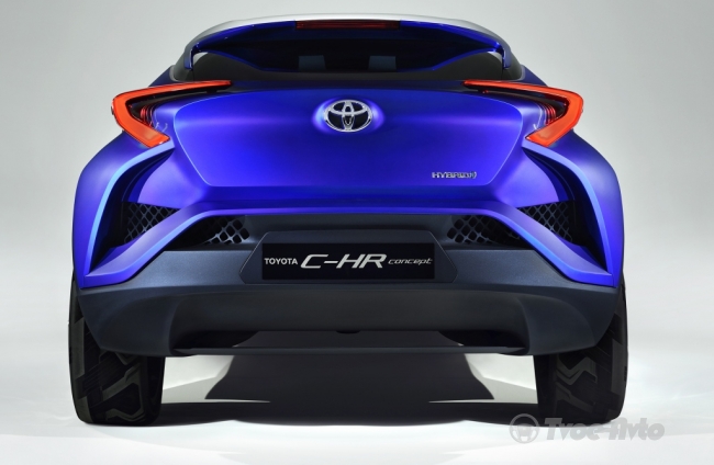 Концепт кроссовера Toyota C-HR в 2016 году станет серийным 