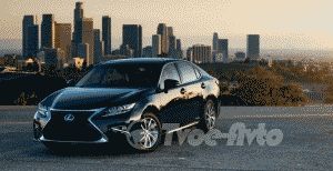 В США представлены новые версии Lexus ES 300h и ES 350