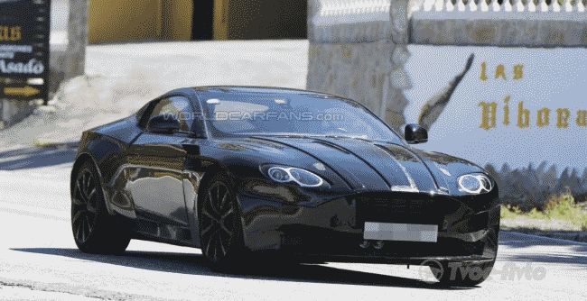 Новый Aston Martin DB11 попал в объективы фотошпионов
