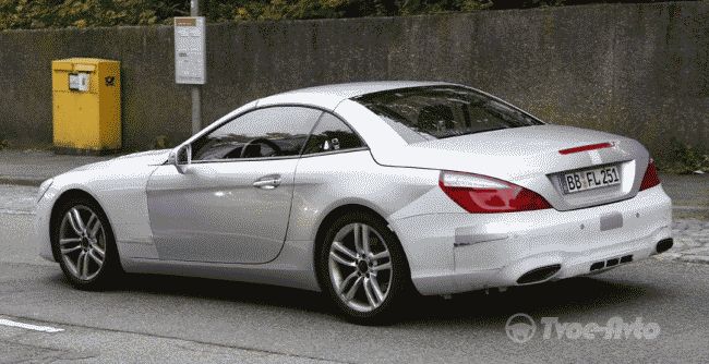 Обновленный Mercedes-Benz SL проходит испытания практически без камуфляжа