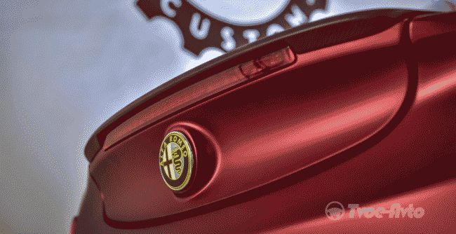 Alfa Romeo в Дубае показала особое купе 4C La Furiosa 