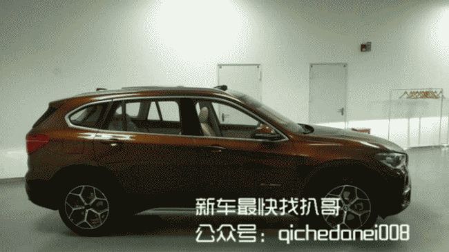 Удлиненный BMW X1 сфотографировали без камуфляжа до дебюта в Пекине