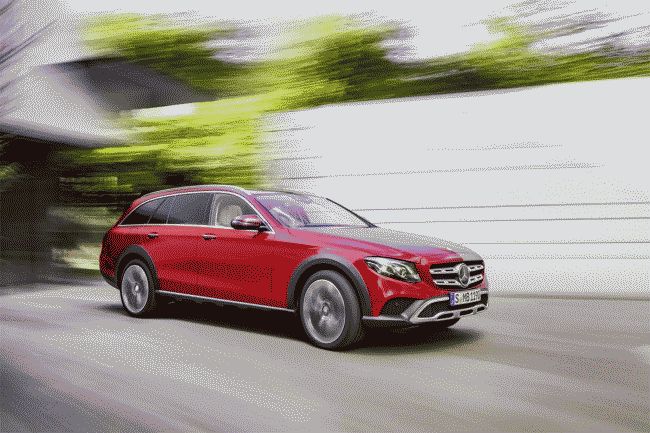 "Mercedes-Benz" привезет в Россию новый вседорожный универсал
