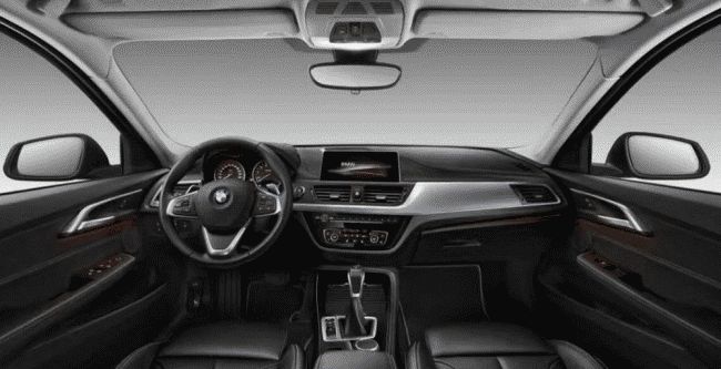 В Сети опубликованы первые снимки салона седана BMW "1 Series"