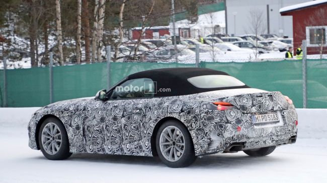 Замена родстеру Z4: BMW вывел на зимние тесты новый - Z5