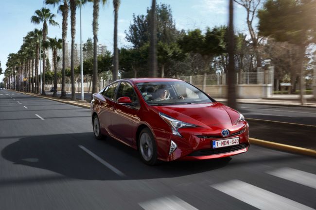 В России стартовал прием заказов на обновленный Toyota Prius‍
