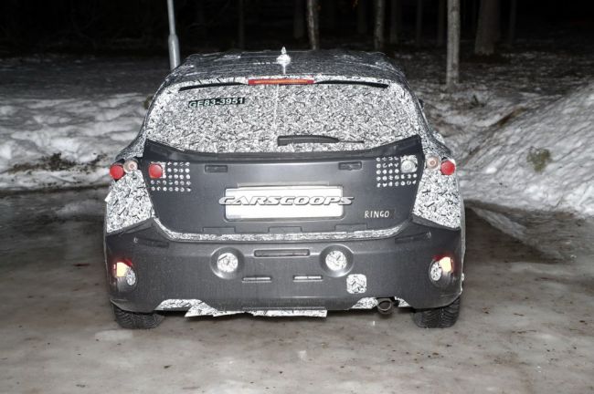 Новый Ford Focus заметили на зимних тестах в серийном кузове (фото)