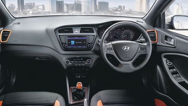 На рынок выходит обновленный хэтчбек Hyundai i20