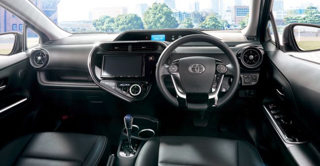 Официально представлен обновленный хэтчбек Toyota Aqua