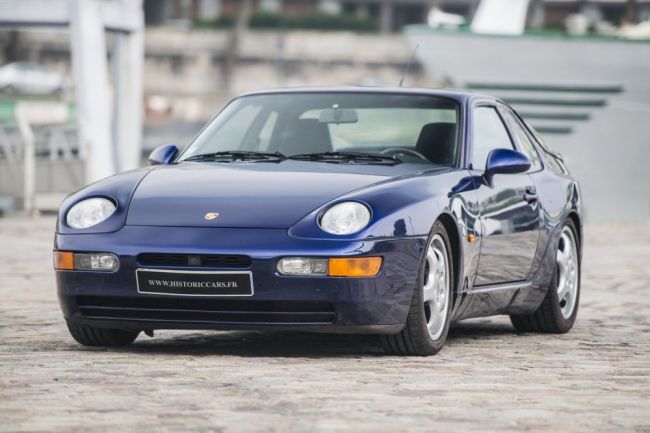 Во Франции за 48 тысяч евро выставили на продажу спорткар Porsche 968 Club Sport