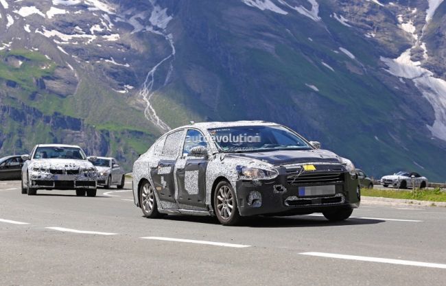Новое поколение седана Ford Focus заметили в Альпах