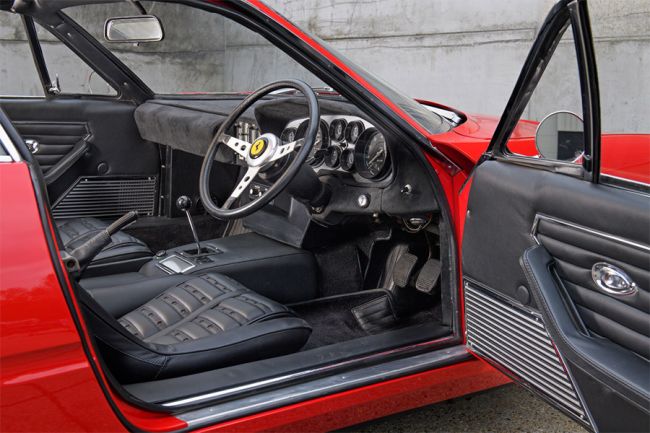 Ferrari Элтона Джона продадут с молотка минимум за 599 тысяч евро