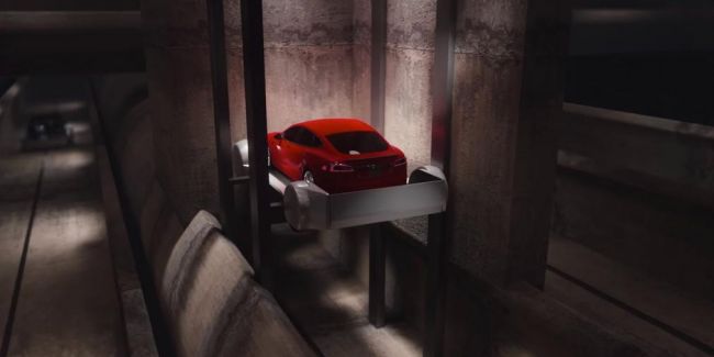 Глава Tesla показал испытания автомобильного лифта для подземной транспортной системы