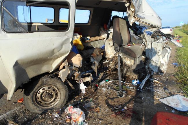 14-летний подросток погиб в «пьяном» ДТП на трассе в Тюменской области