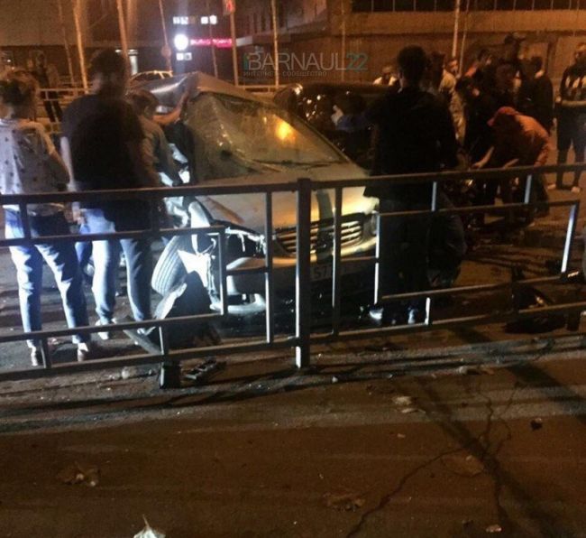 ДТП в Барнауле: в ночь на 30 июля погибли два человека
