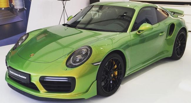 100 тысяч долларов заплатил владелец Porsche 911 за покраску